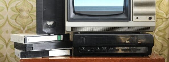 Notre histoire: Monitoring Radio et Télévision